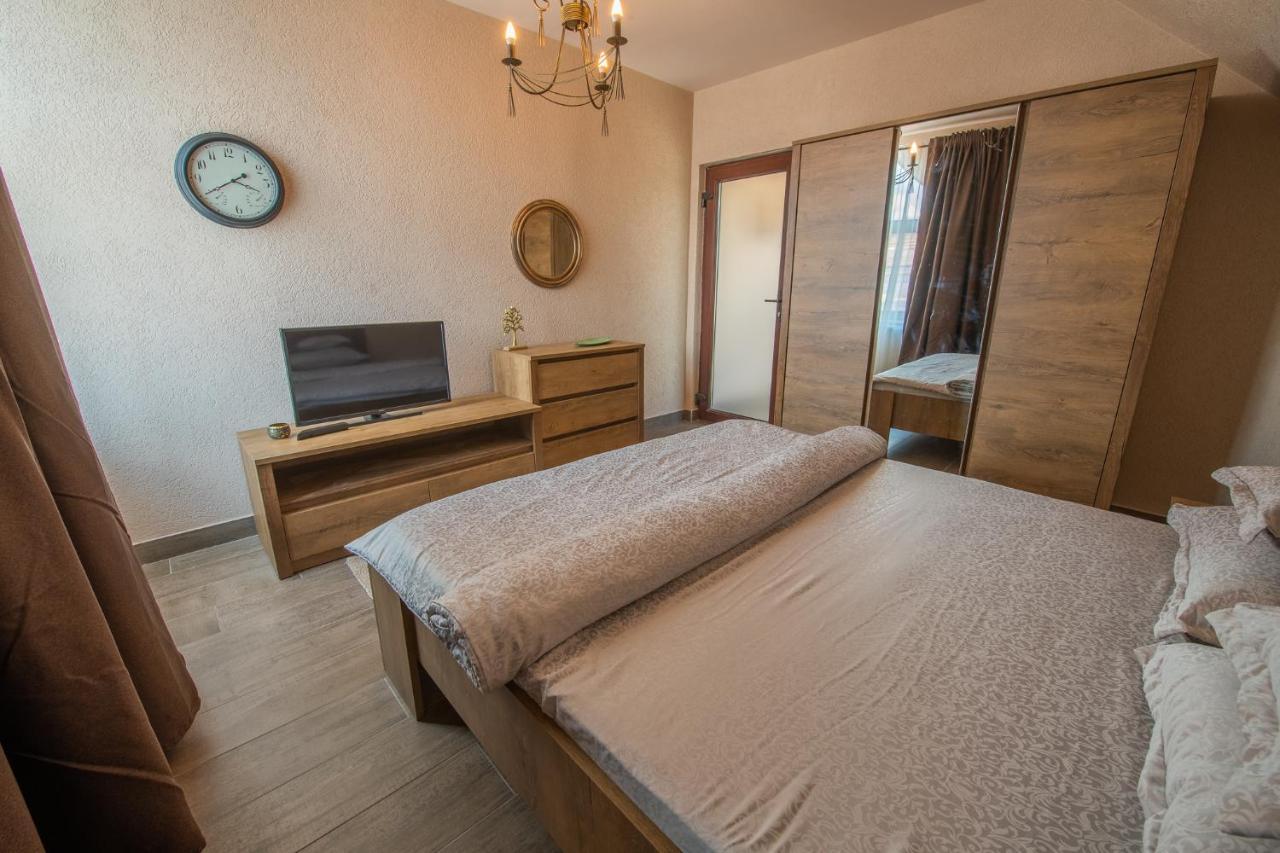 Braun Residence Sacele Luaran gambar